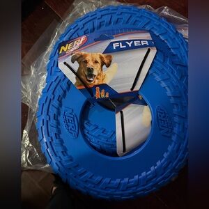 Nerf Blue Dog Flyer Toy